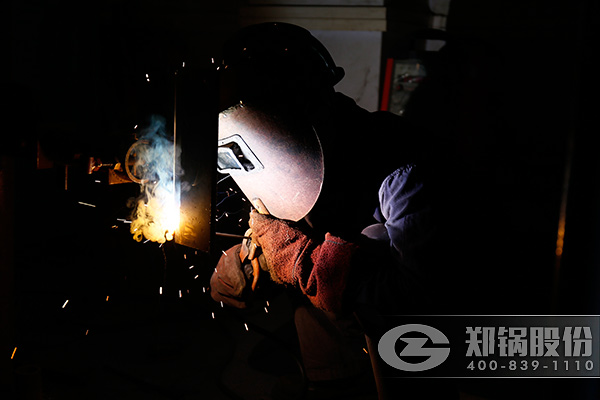 来利国际w66铆工焊工交锋竞赛